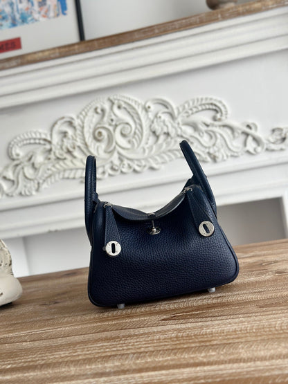 High-end Hermes 2026 Lindy Bag 19cm Togo Leather 3